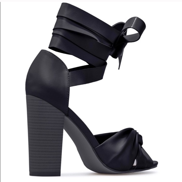 Black Faux Leather Lace Up Twist Chunky Heels - Picture 3 of 4